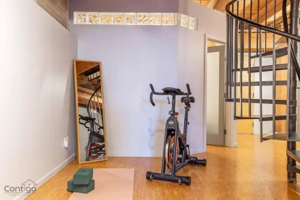 Apartment Historic Jd Loft, Near Ice District, Rogers Place, Ug Parking Edmonton