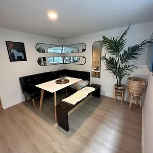  Apartment Petite Main Street Haven Canada